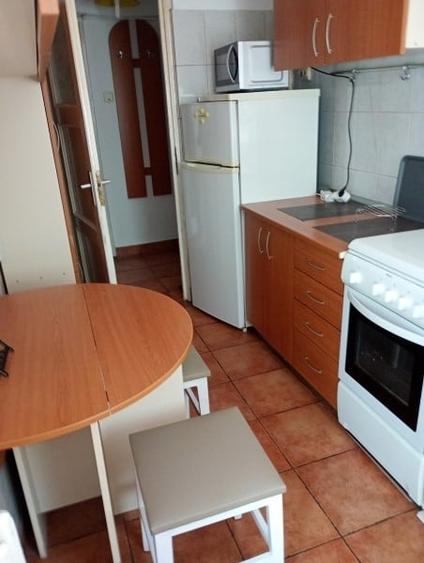 Apartament semidecomandat în Central