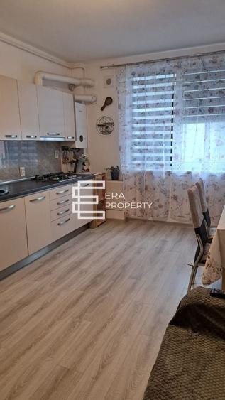 Apartament cu 3 camere decomandat, mobilat în Șelimbăr