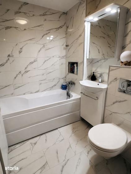 Apartament cu 3 camere în Decebal