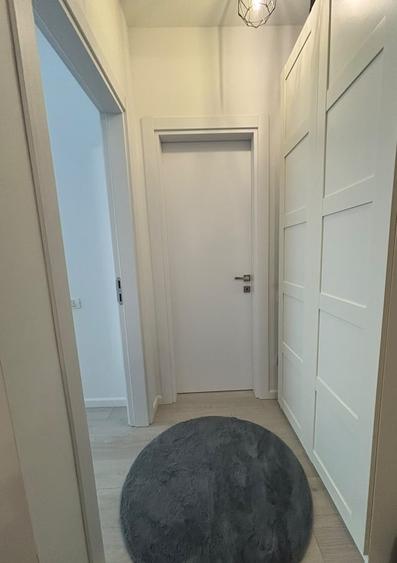Apartament cu 2 camere semidecomandat în Brâncoveanu