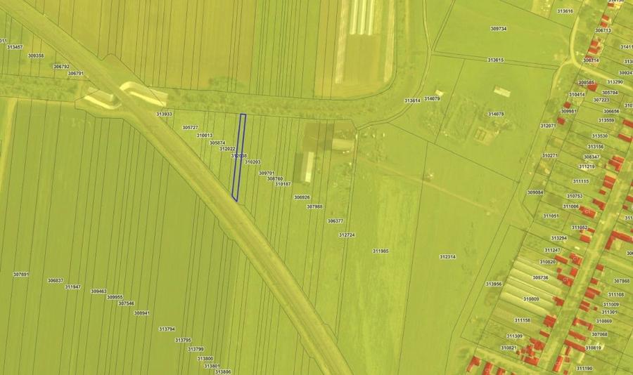 Teren agricol extravilan de 5869 mp, în Ghioroc