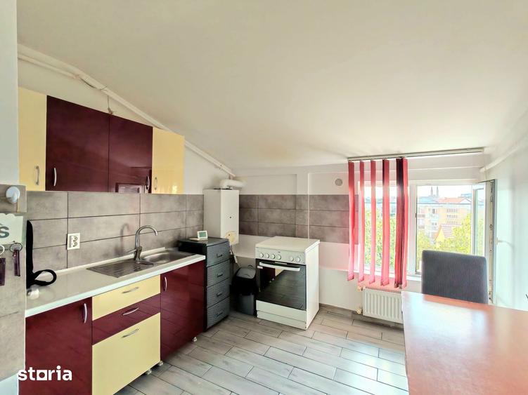 Apartament cu 2 camere decomandat în Olimpia-Stadion