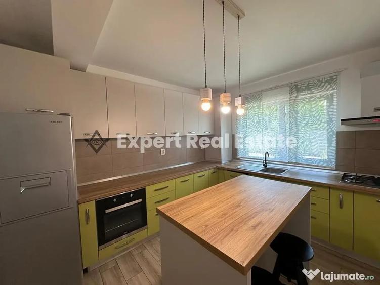 Casă cu 4 camere cu Teren 300 Mp în Central