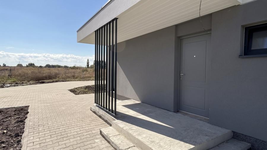 Casă individuală cu 4 camere cu Teren 804 Mp în Săftica