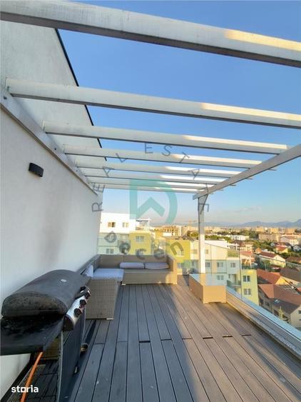 Apartament cu 3 camere în Tractorul