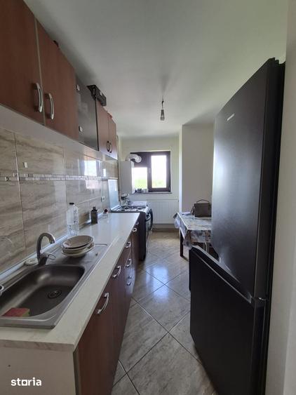Apartament cu 3 camere decomandat în 1 Mai