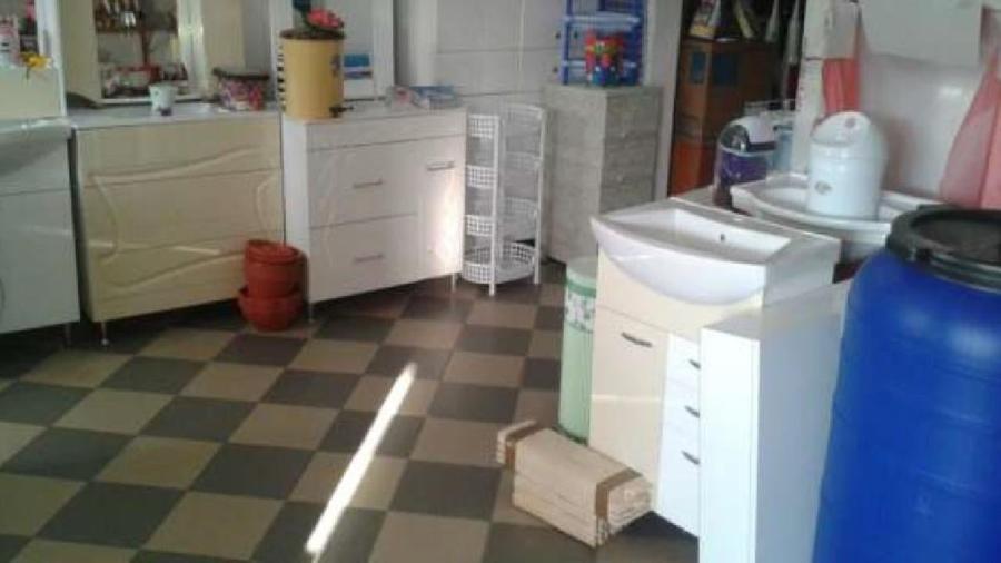Apartament 3 camere 56 mp - Spatiu Comercial la parter ~ Rosiori de Vede - 2
