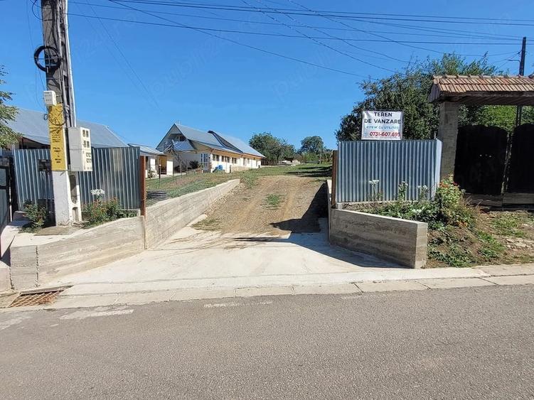 Teren de 4179 mp, în Poduri