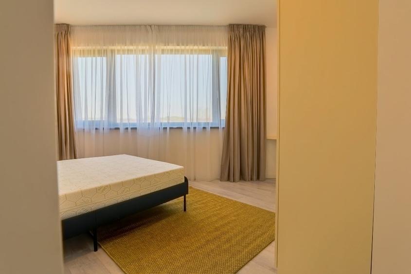 Apartament cu 3 camere decomandat, mobilat în Sisești