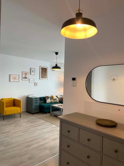 Apartament cu 2 camere decomandat, mobilat în Aradului