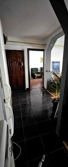 Apartament cu 2 camere decomandat în Sud