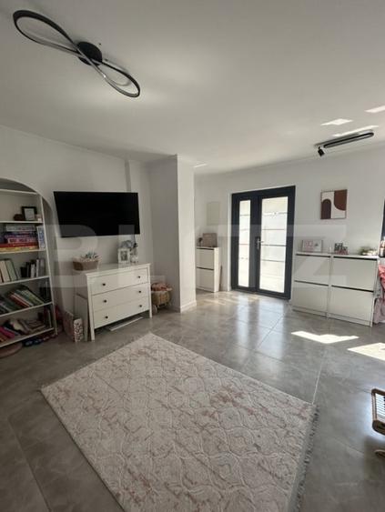 Casă cu 2 camere cu Teren 194 Mp în Central