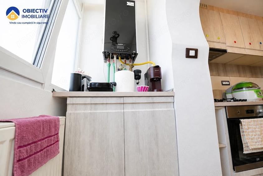 Apartament cu 3 camere semidecomandat în Dărmănești