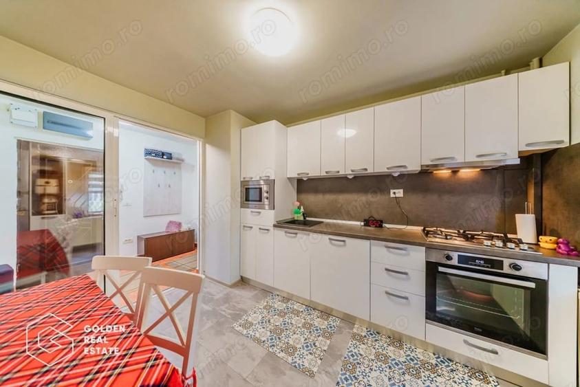 Apartament cu 3 camere semidecomandat în Miorița
