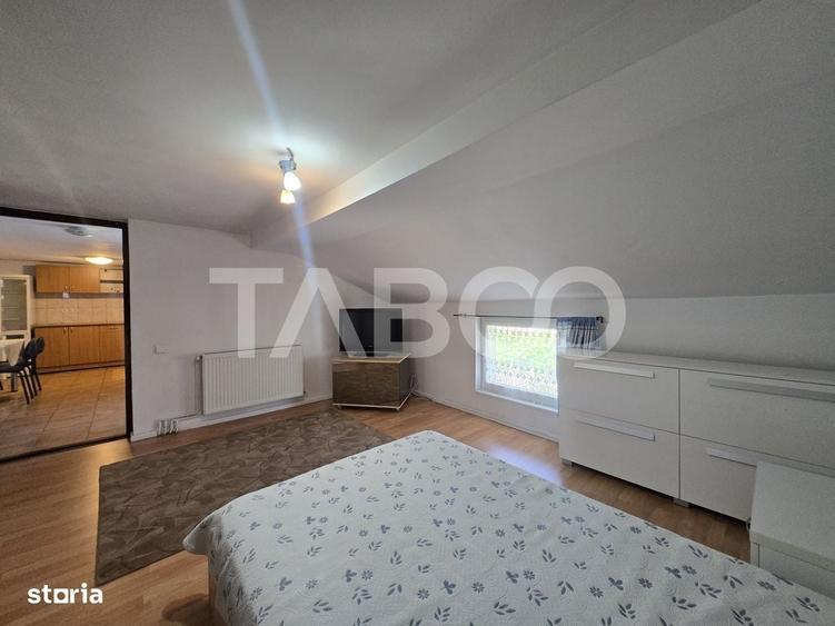 Apartament cu 2 camere decomandat în Lupeni