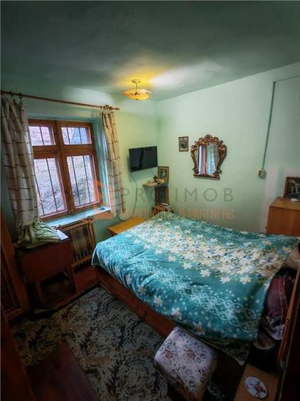 Casă individuală cu 13 camere cu Teren 1063 Mp în Vintilă Vodă