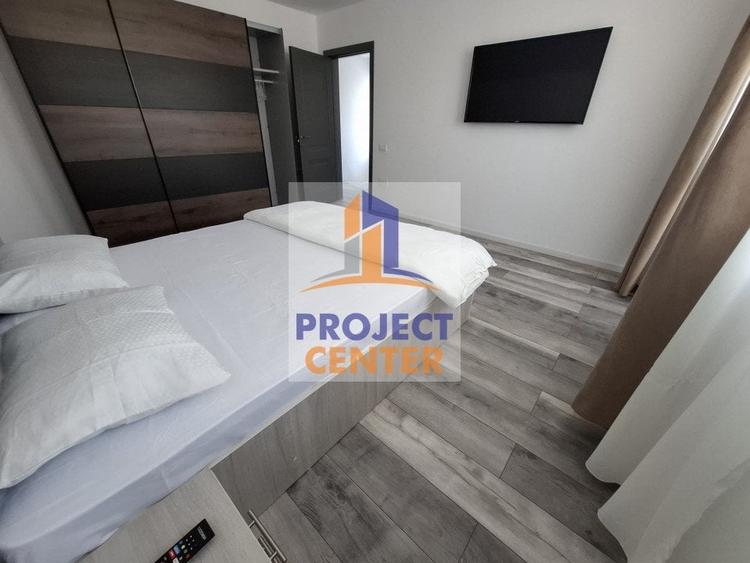 Casă individuală cu 4 camere cu Canalizare în Craiovei