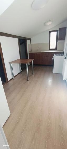 Apartament cu 4 camere în Central