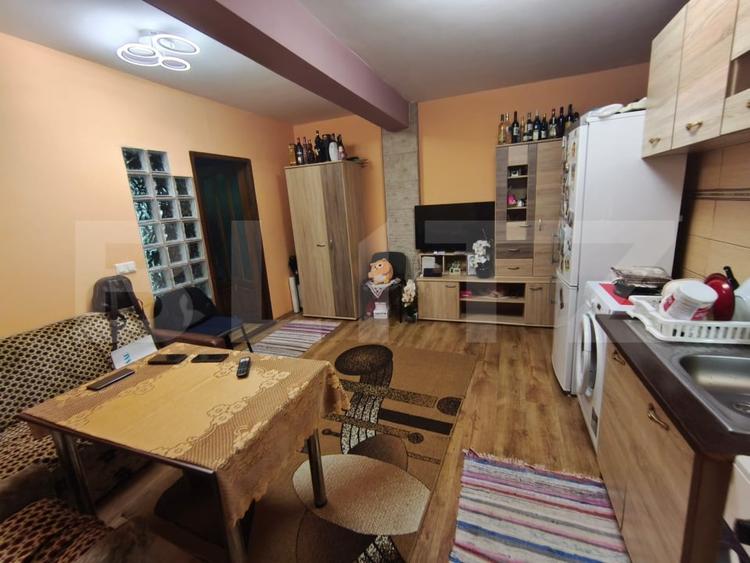 Apartament cu 2 camere semidecomandat, mobilat în Mănăștur