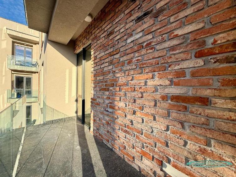 Apartament cu 2 camere decomandat în Ultracentral