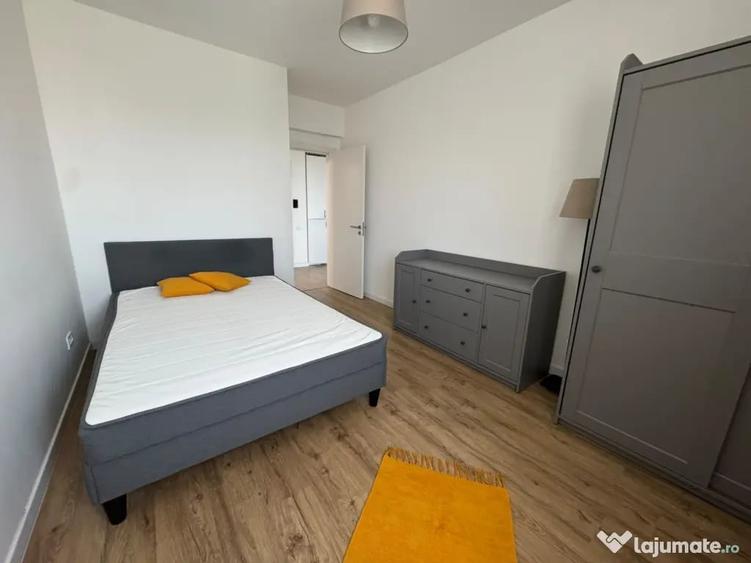Apartament cu 2 camere decomandat în Păcii