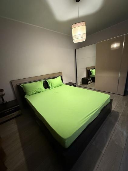 Apartament cu 3 camere decomandat în Lotus
