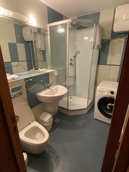 Apartament cu 3 camere decomandat în Panduri