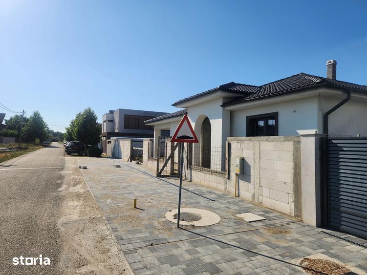 Casă cu 4 camere cu Teren 633 Mp în Vladimirescu