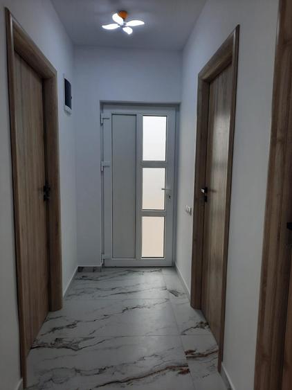 Casă individuală cu 5 camere cu Teren 440 Mp în Săbăreni