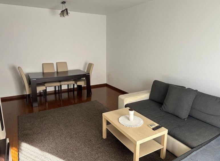 Apartament cu 2 camere decomandat în Păcii