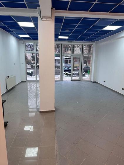 Spațiu comercial, în Central