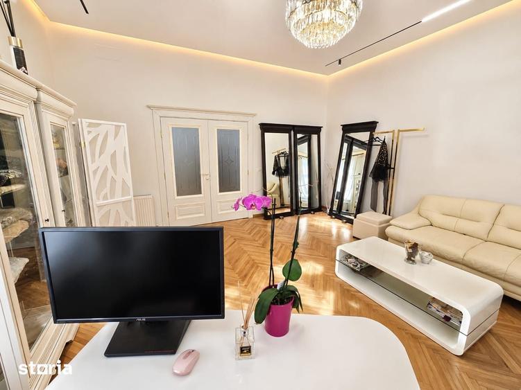 Casă cu 4 camere cu Teren 400 Mp în Central