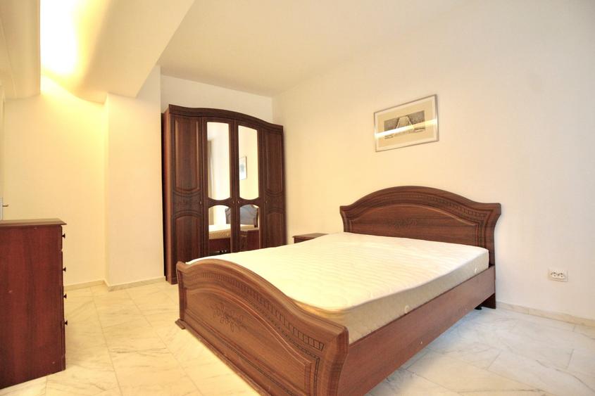 Apartament cu 2 camere circular, mobilat în Calea Victoriei