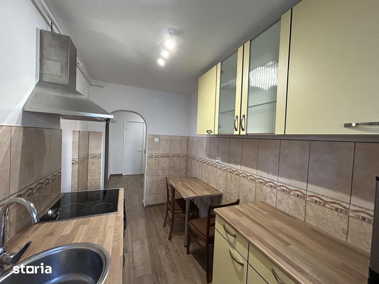 Apartament cu 2 camere, mobilat în Central