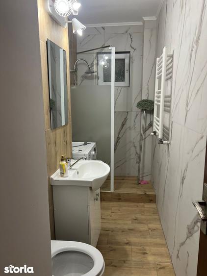 Apartament cu 2 camere semidecomandat în Casa de Cultură
