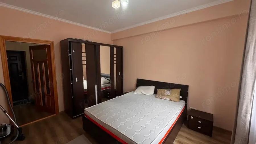 Apartament cu 2 camere decomandat în Crângași