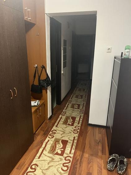 Apartament cu 3 camere decomandat în Gorjului