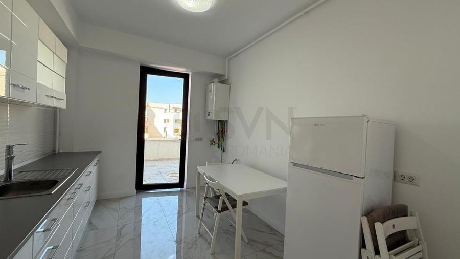 Apartament cu 3 camere decomandat în Dorobanți