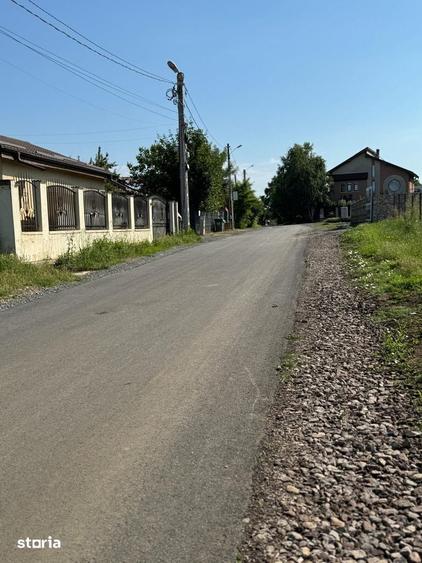 Teren de 1000 mp, în Brănești