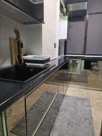 Apartament cu 2 camere decomandat, mobilat în Km 5