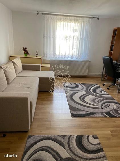 Casă cu 3 camere cu Teren 500 Mp în Livezile