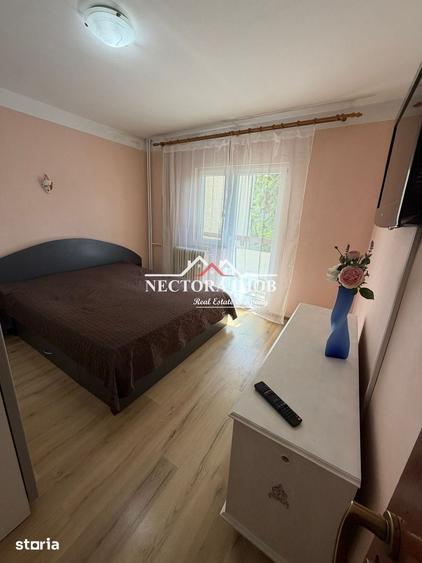 Apartament cu 3 camere în Decebal