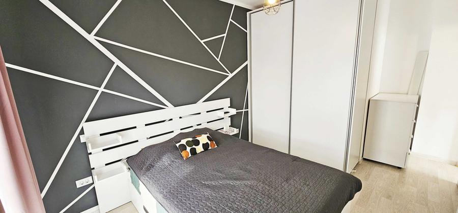 Apartament cu 2 camere semidecomandat în Cățelu