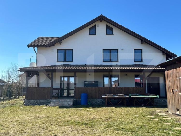 Casă individuală cu 6 camere cu Canalizare în Bod