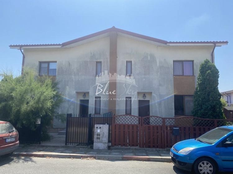 Duplex cu 8 camere cu Canalizare în Cumpăna