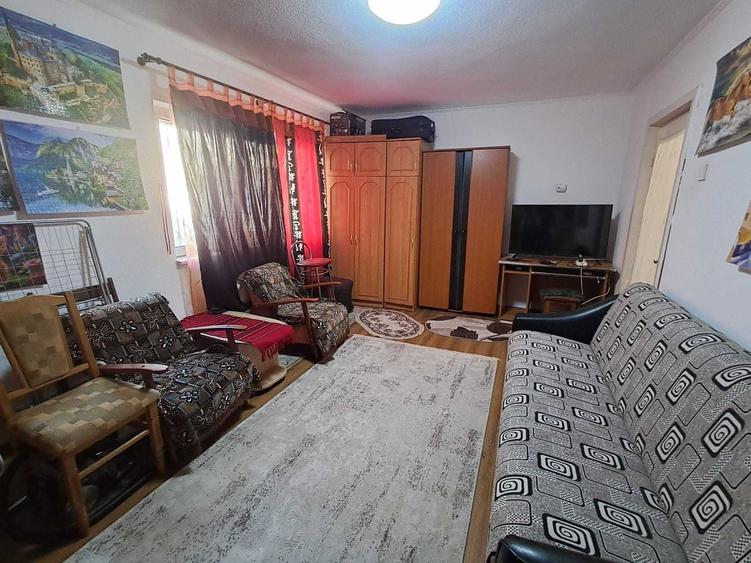 Apartament cu 2 camere decomandat în Burdujeni