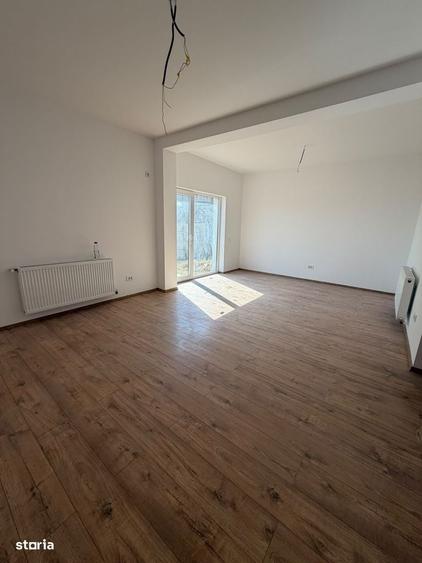 Casă cu 3 camere cu Teren 280 Mp în Central