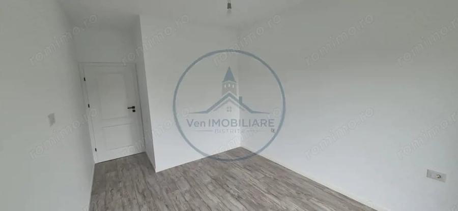 Casă cu 4 camere cu Teren 500 Mp în Central