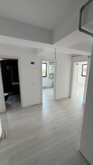 Apartament cu 3 camere decomandat în Măgurele