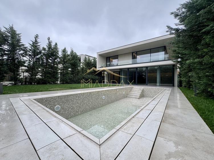 Casă individuală cu 6 camere cu Piscina în Pipera